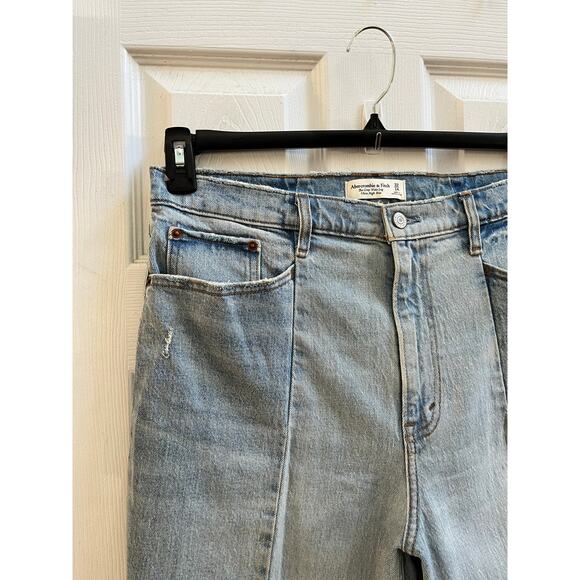 Abercrombie & Fitch Two Tone Crop Wide Leg Ultra High Rise Jean Size 32/14 Long - Picture 7 of 13